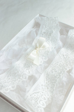 EMMA | Simple Light Ivory Lace Wedding Garter Set with ivory bow