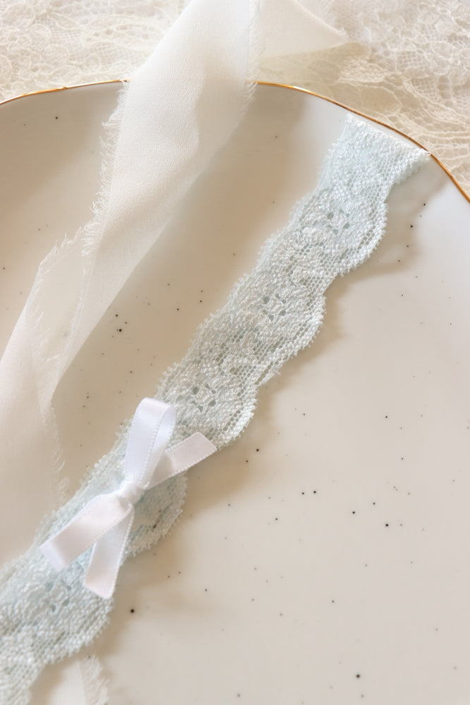 LEA BLUE | SIMPLE LIGHT BLUE LACE GARTER